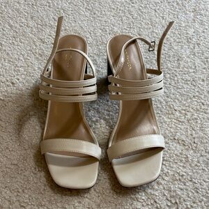 Ann Taylor Women's Strappy Block Heel Sandals - Cream size 10
